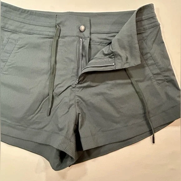 CRZ Yoga Casual Shorts size 14 NWT - Picture 4 of 12